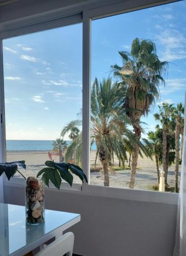 Playa Granada Apartment | Motril, primera línea de playa.