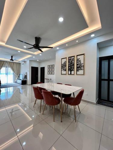 Kajang Apartment | MuciHome 3R2B Residensi Zamrud, Kajang 2, Bandar Baru Bangi - non smoking sweethome for Malaysian and Borneo Guests only