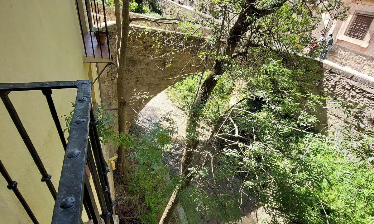 Albaicin Apartment | Naturaleza, Historia y Centro Ciudad: Tu Balcón al más Bello Paraje de Granada
