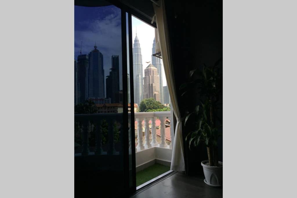 Kuala Lumpur City Centre Apartment | Omar's Place 2