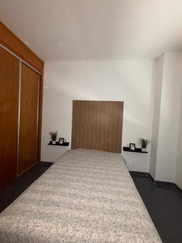 Zaidin Apartment | Piso bendecido