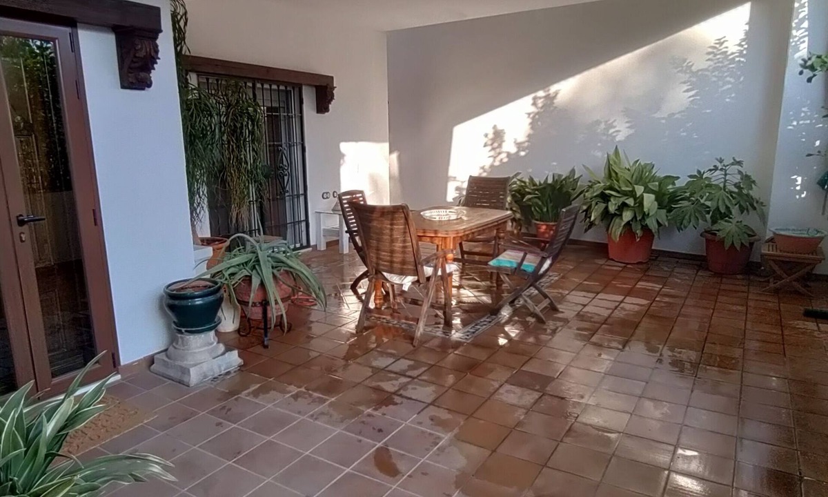 Norte Condo | Piso en Albaycin Alto con Patio Cubierto