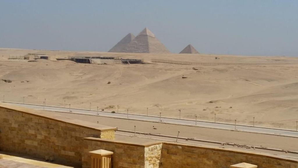 Giza Apartment | Pyramid Royal Suite