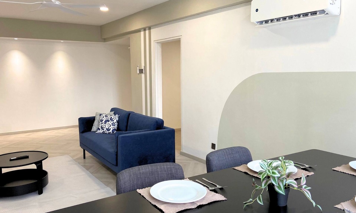 Bukit Bintang Apartment | Spacious 3-bedroom apartment in fabulous Kuala Lumpur with AC, WiFi
