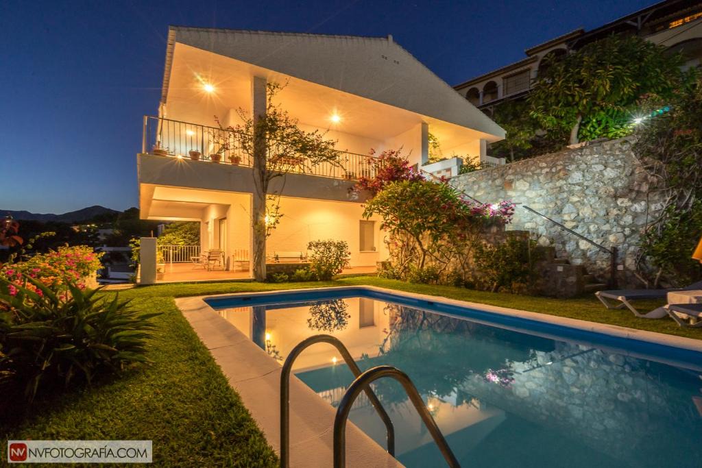 Almunecar House | Villa sobre el Mar Alborán