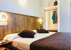 2-bedroom apartment with garden and porch (4 adults) in La Alpujarra