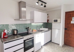 Apt Poniente - First line beach with terrace in La Herradura