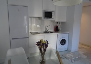 Centrally located, with free parking. Modern and spacious apartment.