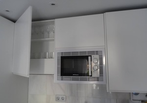 Centrally located, with free parking. Modern and spacious apartment.