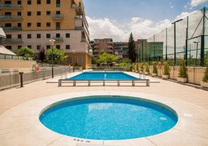 EnjoyGranada LUJO Piscina y Parking