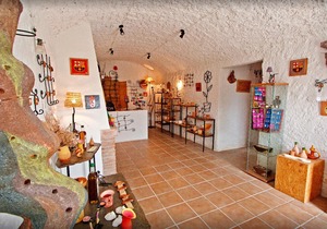 Homerez - Beautiful property for 6 ppl. with shared pool and terrace at Gorafe