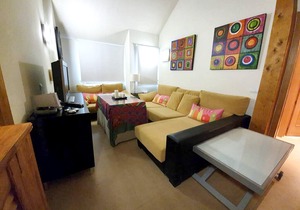 Homerez last minute deal - Amazing apartment with shared pool