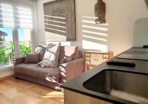 Homerez last minute deal - Amazing apartment with shared pool