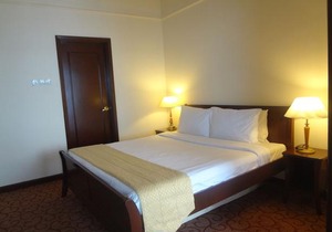 Kl Better Apartment At Times Square