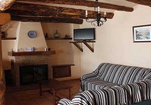 Rural Accommodation El Romero for 6 people