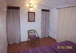 Self catering Cuevas del sol for 6 people