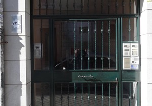 Spacious and modern Apartment with free parking in the heart of Granada 4