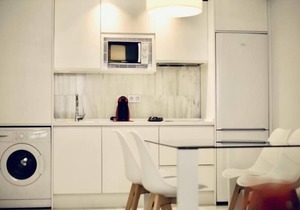 Spacious and modern Apartment with free parking in the heart of Granada 8