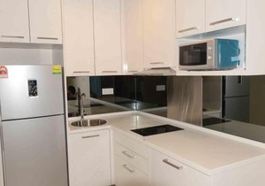 Summer Suites Studios