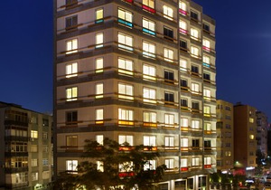 The Leos Residence