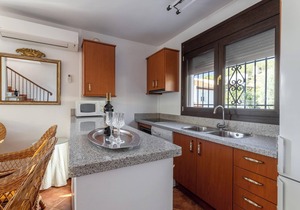 Villa Rural "Parador del Silo" with Mountain View, Pool, Balcony, A/C & Wi-Fi