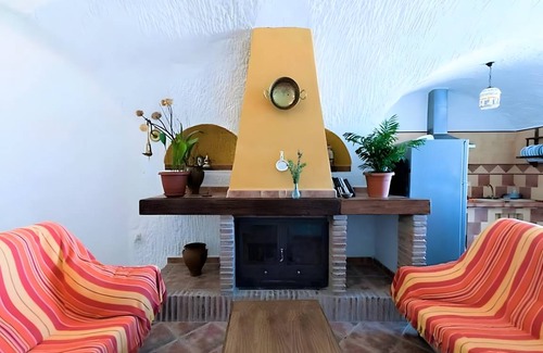 Guadix House | 100 m² House ∙ 3 bedrooms ∙ 8 guests