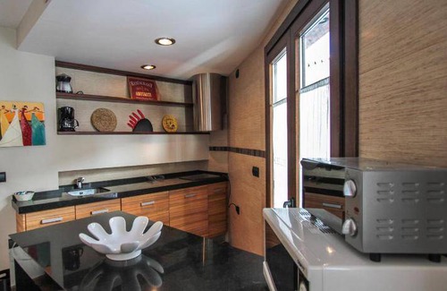 Viznar Apartment | 100 m² Serviced apartment ∙ 3 bedrooms ∙ 6 guests