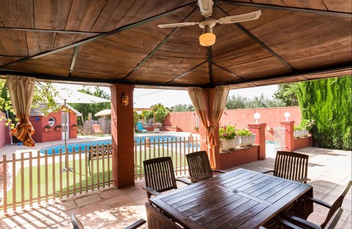 Padul Villa | 100 m² Villa ∙ 3 bedrooms ∙ 4 guests