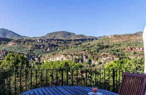 Albunuelas Villa | 104 m² Villa ∙ 3 bedrooms ∙ 6 guests
