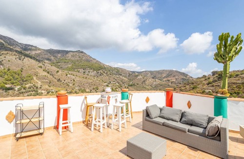 Almunecar House | 110 m² House ∙ 3 bedrooms ∙ 6 guests