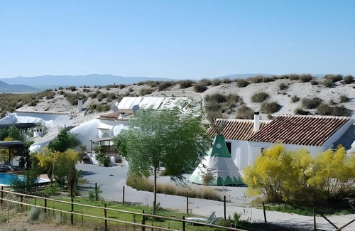 Baza House | 110 m² House ∙ 3 bedrooms ∙ 8 guests