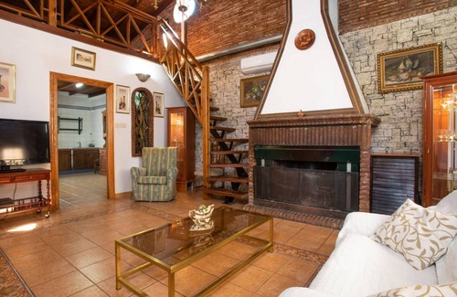 Niguelas House | 125 m² House ∙ 1 bedroom ∙ 6 guests