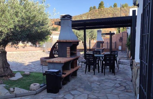 Cortes y Graena Apartment | 130 m² Apartment ∙ 4 bedrooms ∙ 8 guests