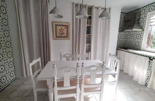 Viznar House | 130 m² House ∙ 3 bedrooms ∙ 8 guests
