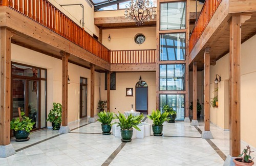 Otura House | 1300 m² House ∙ 8 bedrooms ∙ 15 guests
