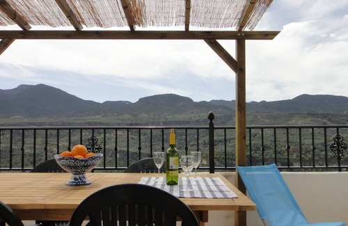 La Loma House | 140 m² House ∙ 3 bedrooms ∙ 6 guests