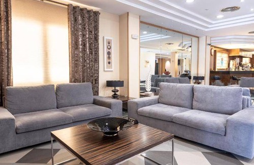 Albolote Hotel | 15 m² Hotel ∙ 127 guests