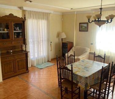 Padul Villa | 150 m² Villa ∙ 3 bedrooms ∙ 7 guests