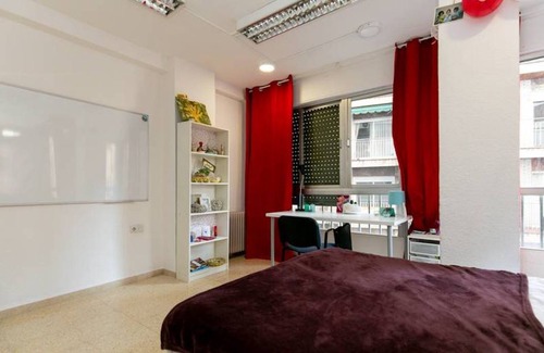 Central District Resort | 150 m² Private room ∙ 1 bedroom ∙ 1 guest