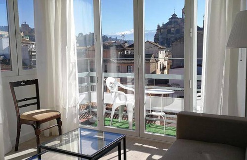Centro - Sagrario Apartment | 150 m² Serviced apartment ∙ 4 bedrooms ∙ 127 guests