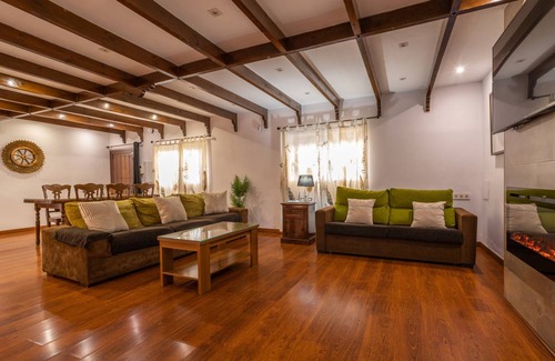 Motril Villa | 150 m² Villa ∙ 3 bedrooms ∙ 9 guests