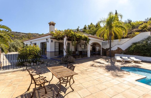 Jete Villa | 150 m² Villa ∙ 3 bedrooms ∙ 7 guests
