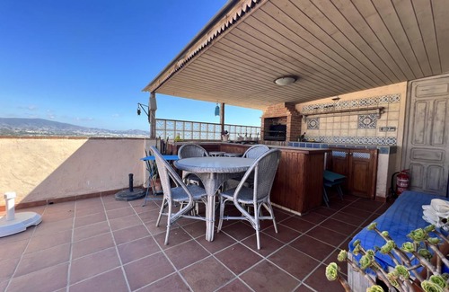 Salobrena House | 160 m² House ∙ 3 bedrooms ∙ 6 guests