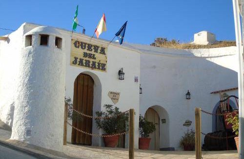 Guadix House | 160 m² House ∙ 3 bedrooms ∙ 10 guests