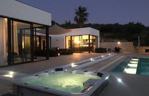 Jete Villa | 160 m² Villa ∙ 3 bedrooms ∙ 6 guests