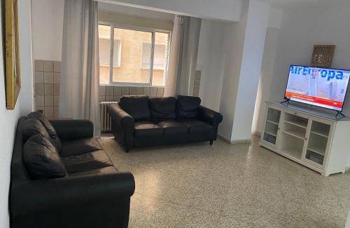 Camino de Ronda Bed & Breakfast | 18 m² Bed and breakfast ∙ 5 guests