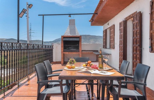 Lanjaron House | 180 m² House ∙ 4 bedrooms ∙ 15 guests