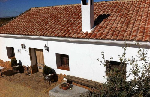 Freila House | 180 m² House ∙ 6 bedrooms ∙ 12 guests