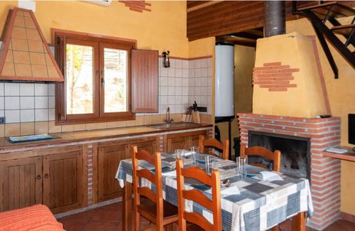 Arenas del Rey House | 2 bedroom accommodation in Arenas del Rey