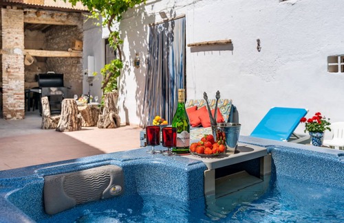 Padul House | 200 m² House ∙ 2 bedrooms ∙ 6 guests